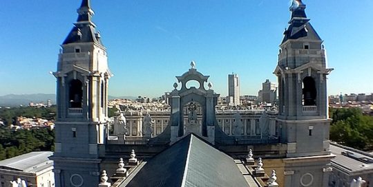 portada audioguía Museo de la Catedral de la Almudena en Español - AudioViator